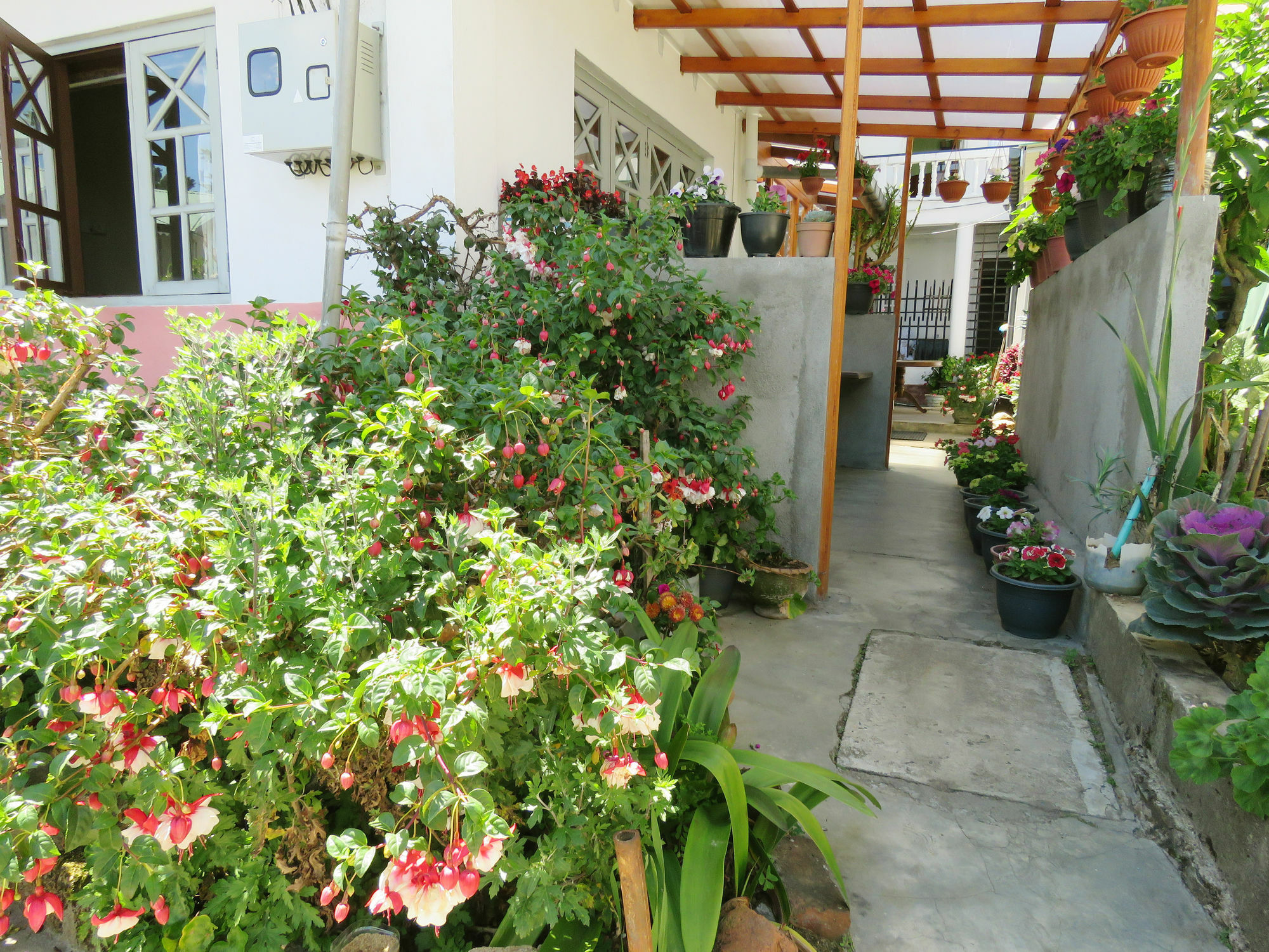 Carnation Rest Hotel Nuwara Eliya Exterior photo